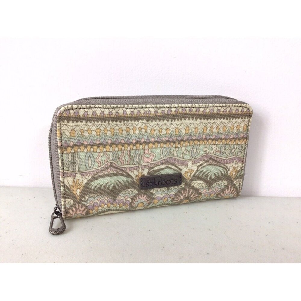 Sakroots Gray Wallet Zip Around